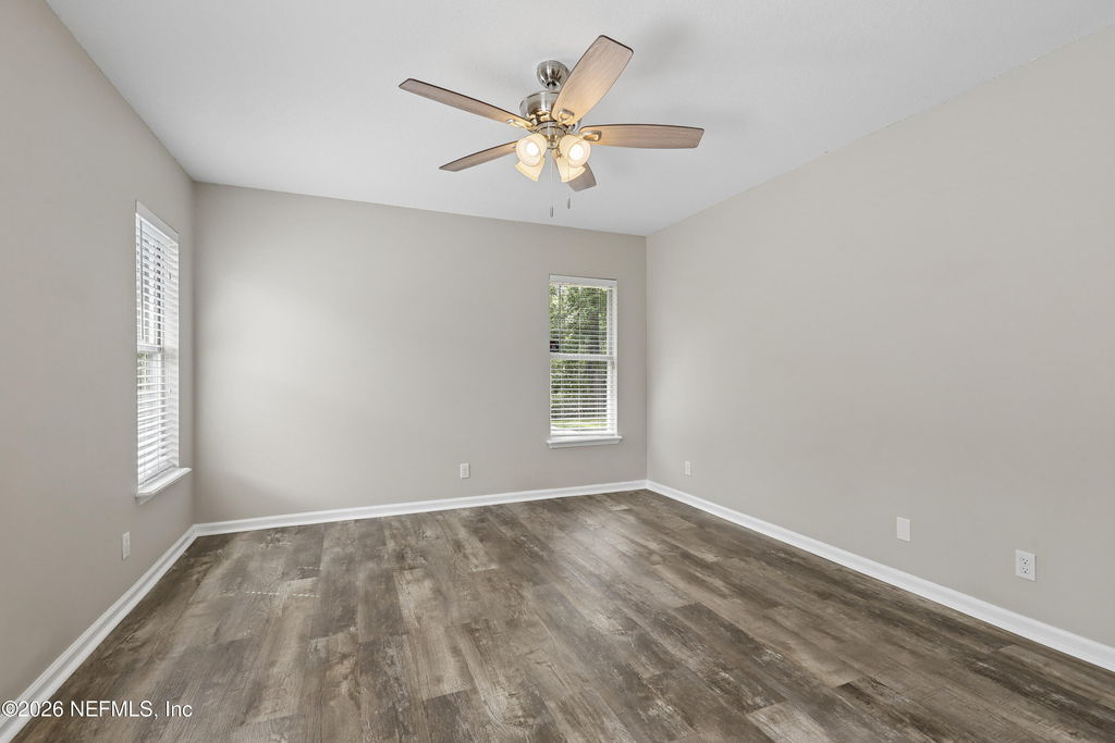 1760 Chandelier Circle W - Photo 17