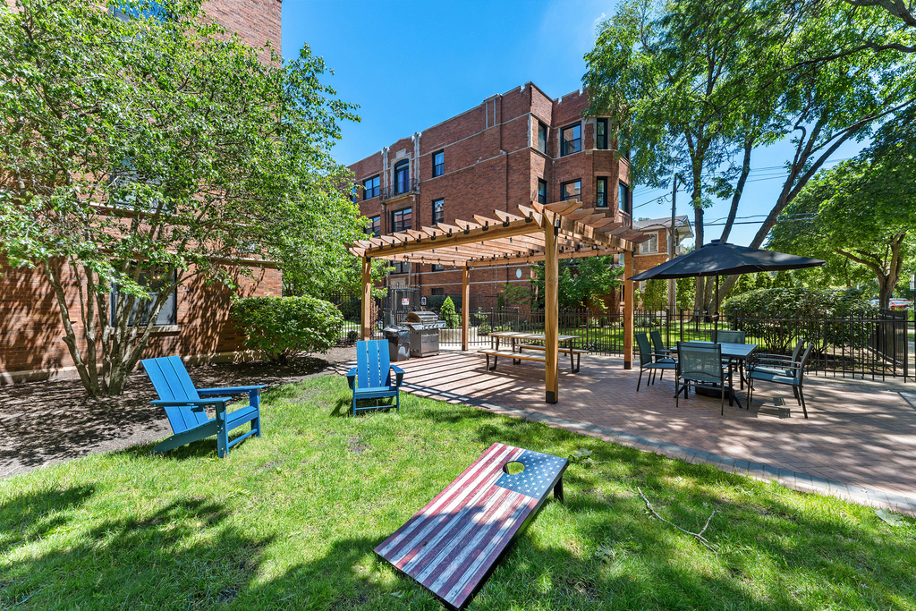 1550 W Juneway Terrace - Photo 14