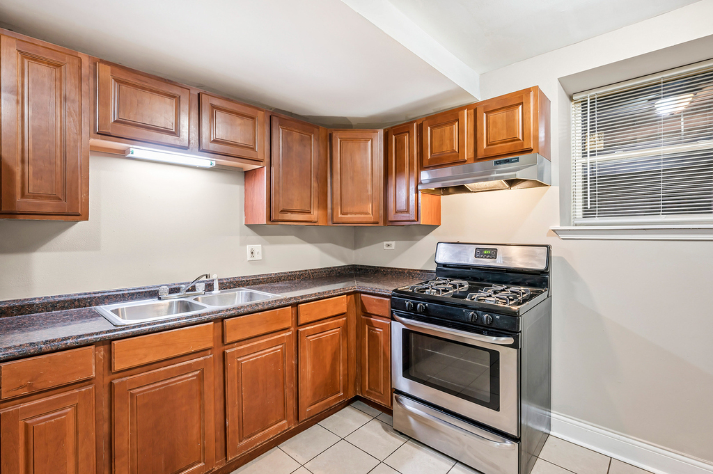 4851 S Prairie Avenue - Photo 10