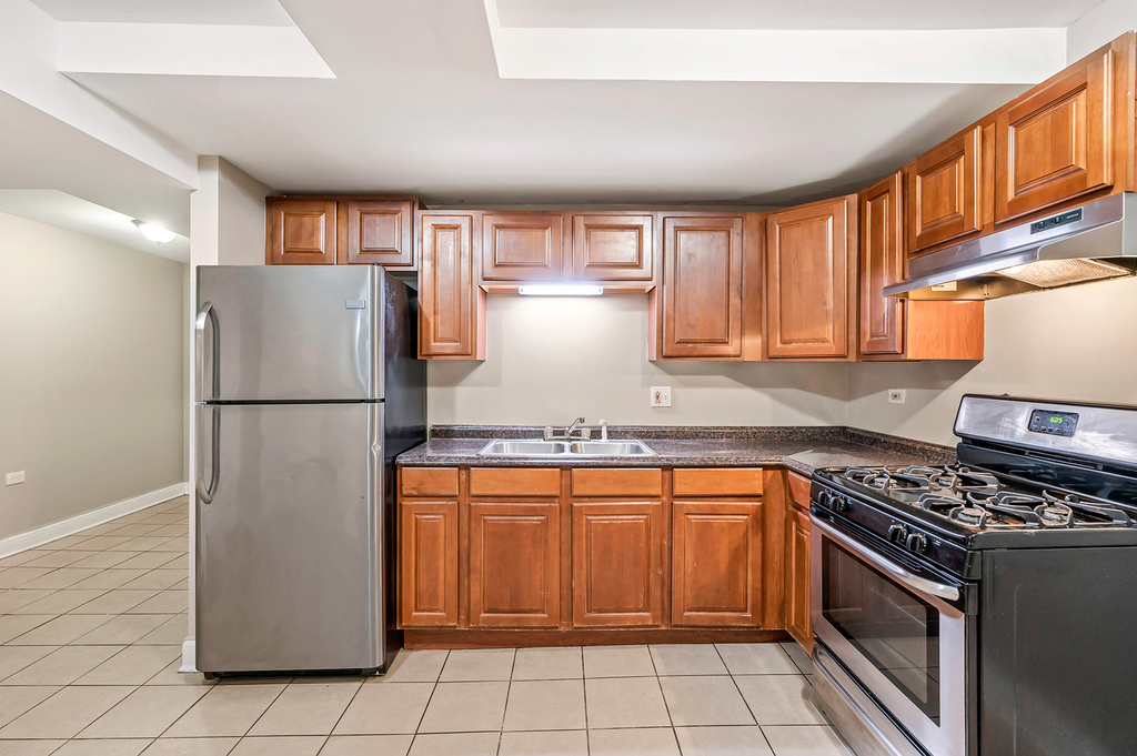 4851 S Prairie Avenue - Photo 11