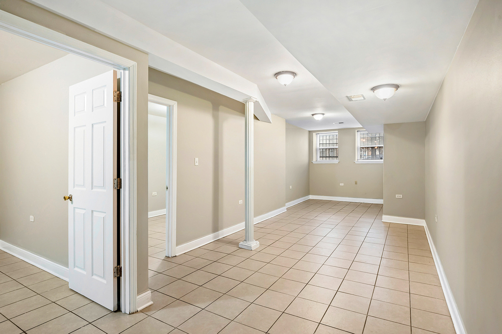 4851 S Prairie Avenue - Photo 3