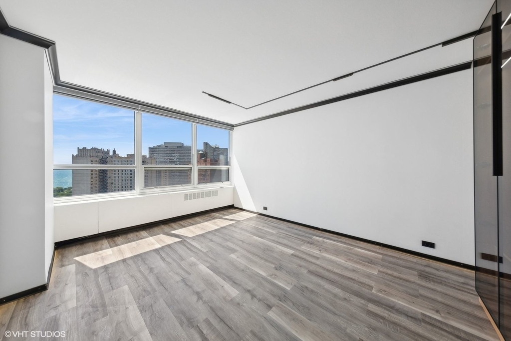 4800 S Chicago Beach Drive - Photo 15