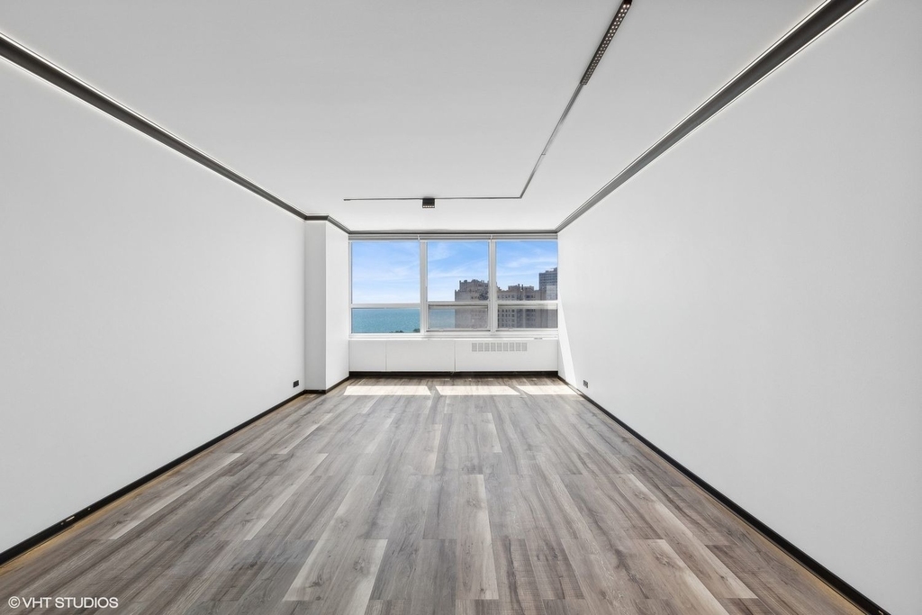 4800 S Chicago Beach Drive - Photo 17