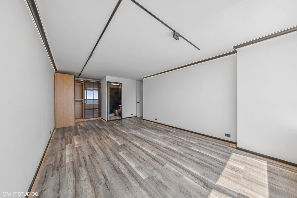 4800 S Chicago Beach Drive - Photo 12