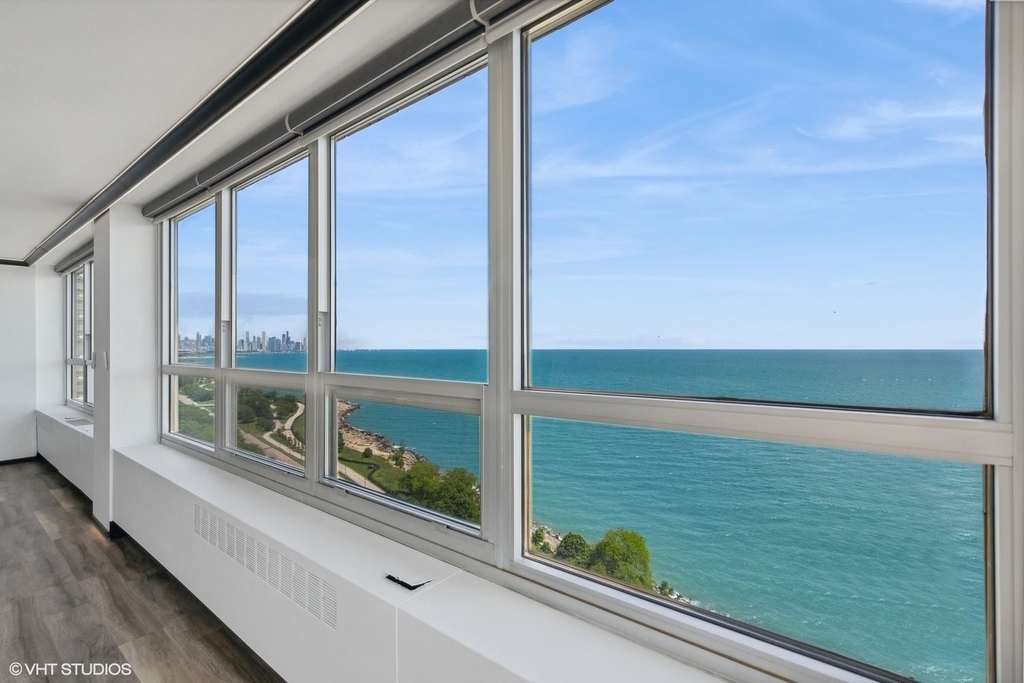4800 S Chicago Beach Drive - Photo 3