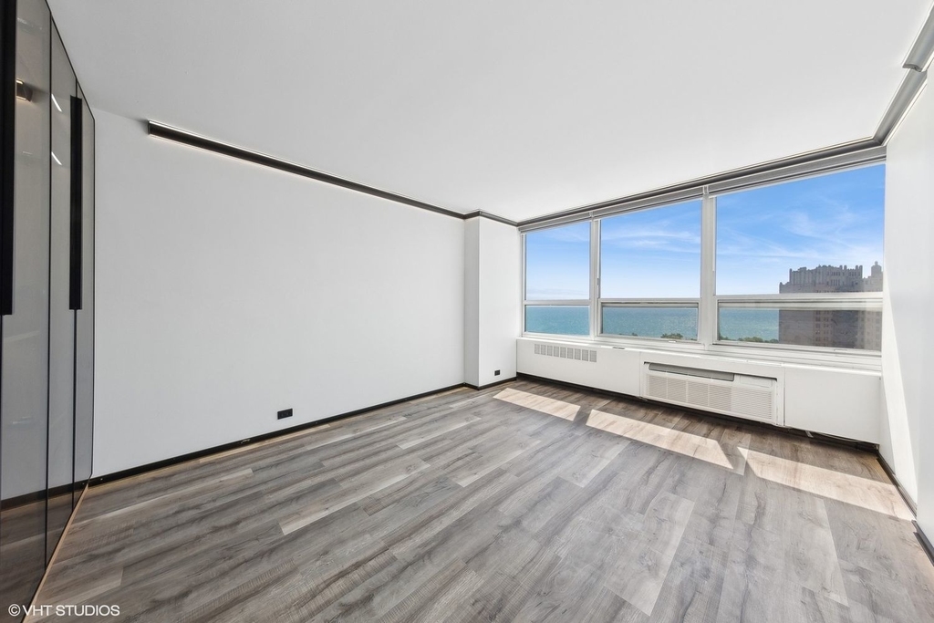 4800 S Chicago Beach Drive - Photo 14