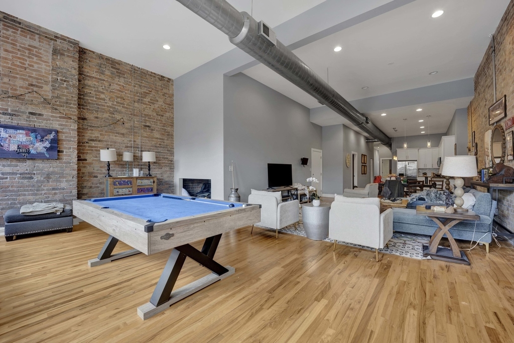 1019 W Lake Street - Photo 4