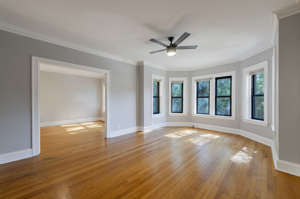 2054 W Arthur Avenue - Photo 1