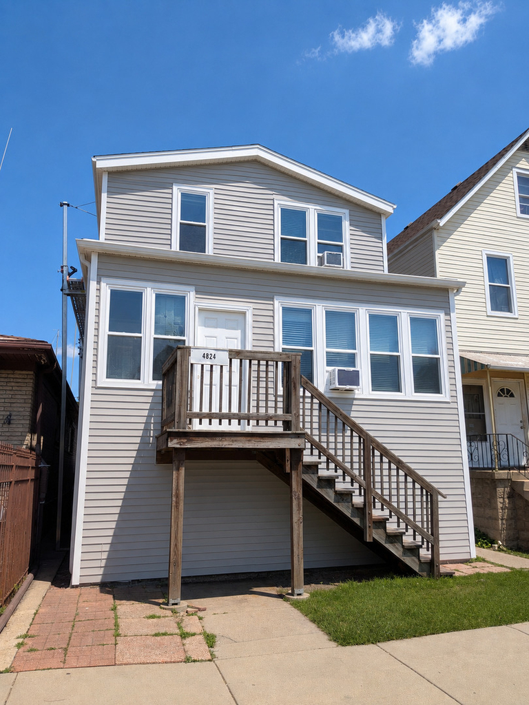 4824 W Byron Street - Photo 0