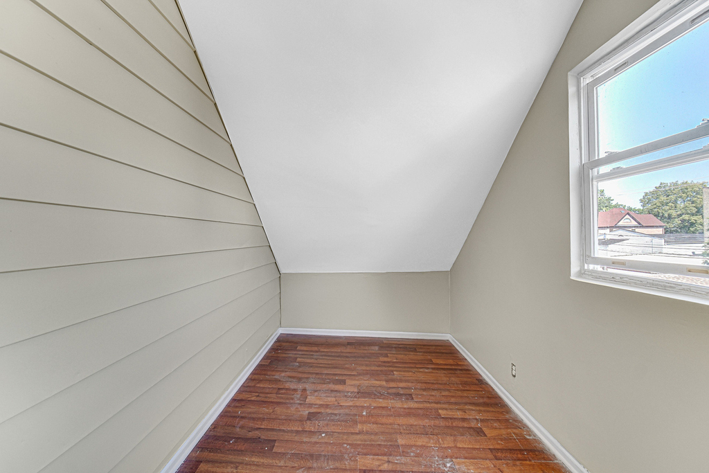 4824 W Byron Street - Photo 10