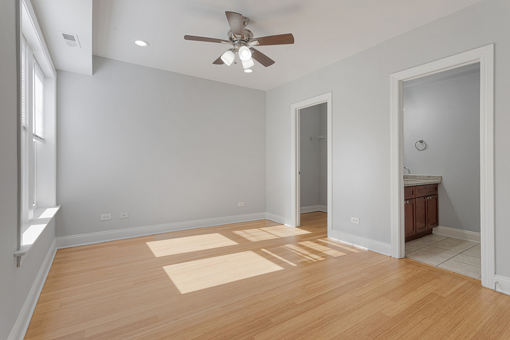 7730 N Ashland Avenue - Photo 4