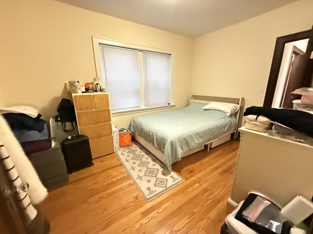 4950 N Albany Avenue - Photo 4