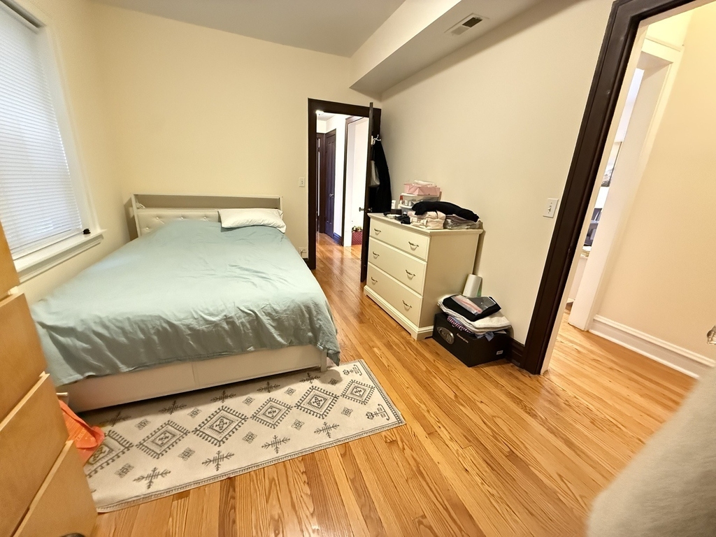 4950 N Albany Avenue - Photo 5