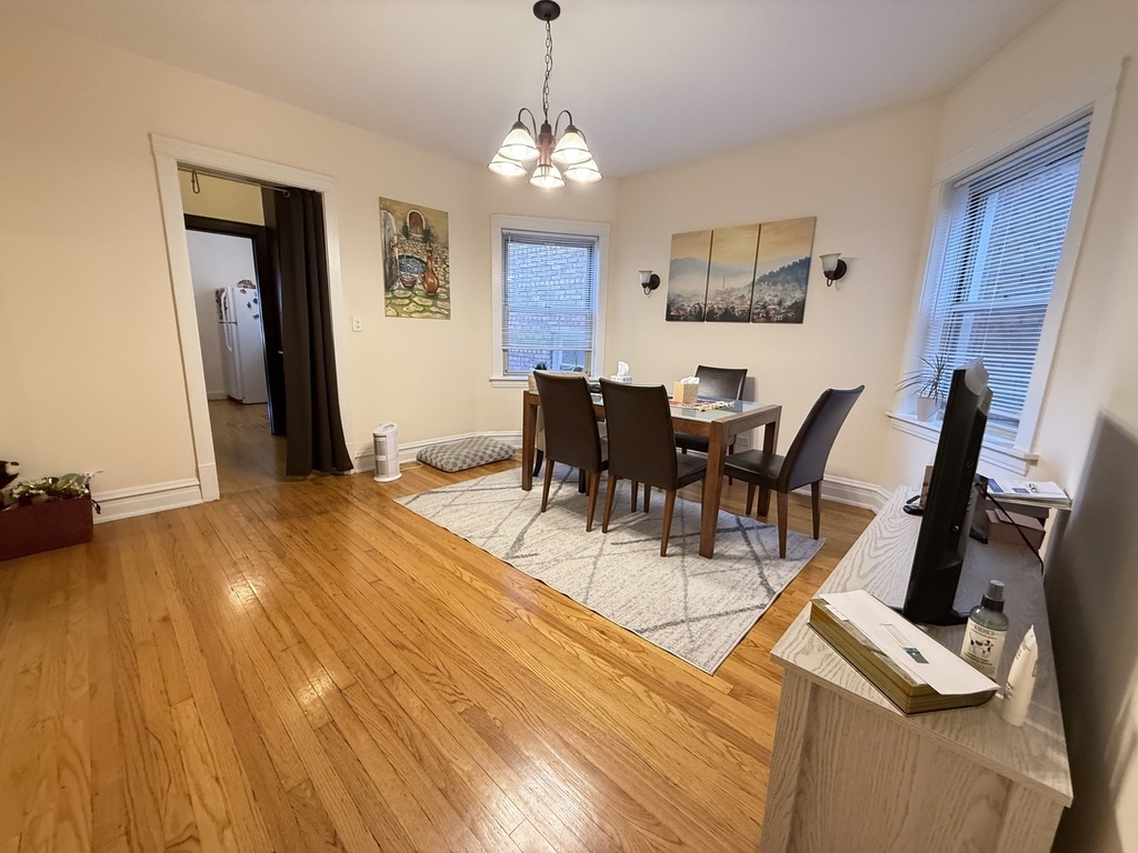 4950 N Albany Avenue - Photo 8