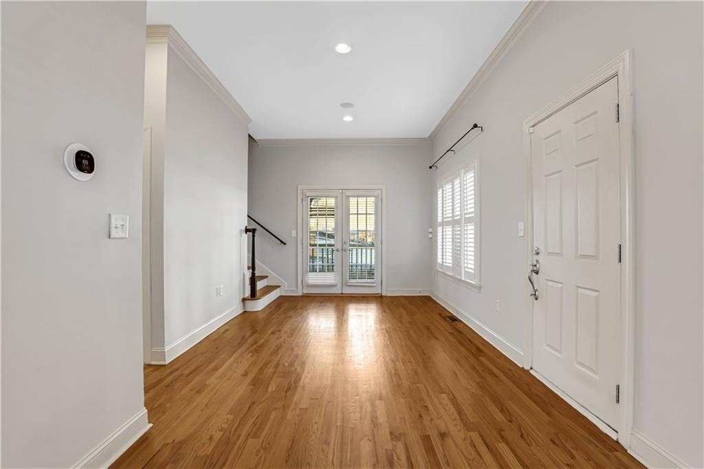 225 Carlyle Park Drive Ne - Photo 2