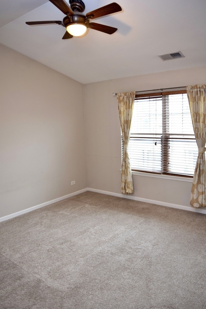 1260 Evergreen Avenue - Photo 13