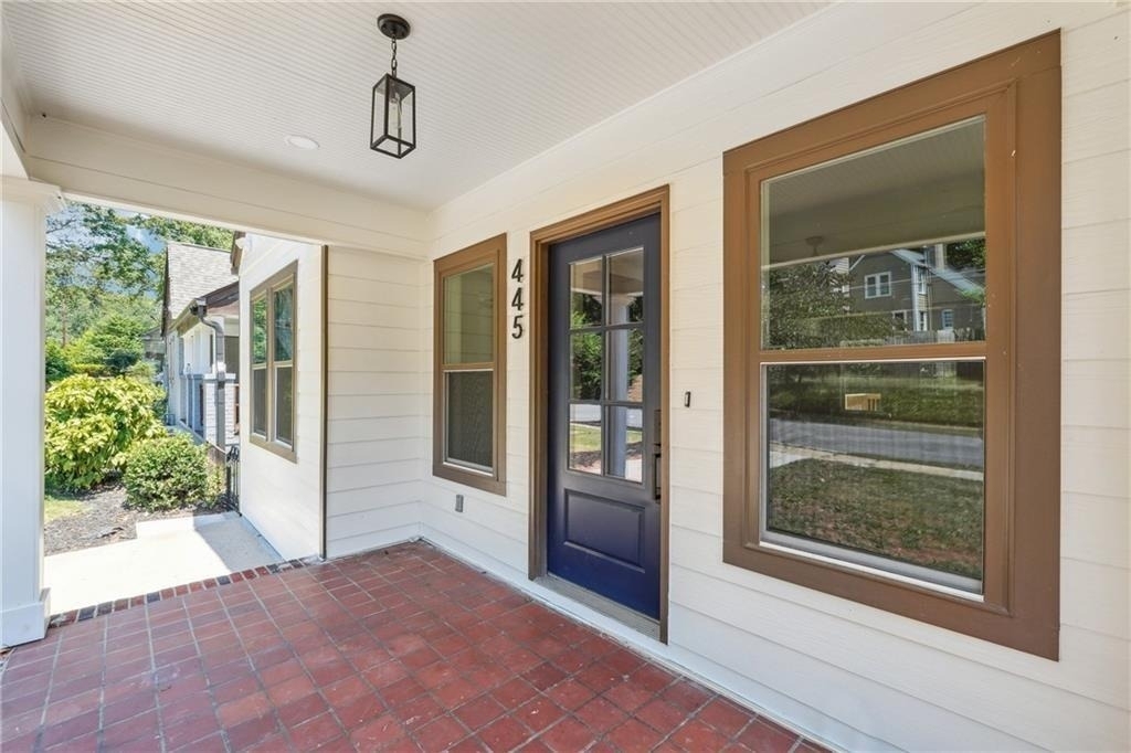 445 Hillside Drive Sw - Photo 2
