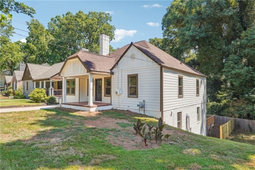 445 Hillside Drive Sw - Photo 1