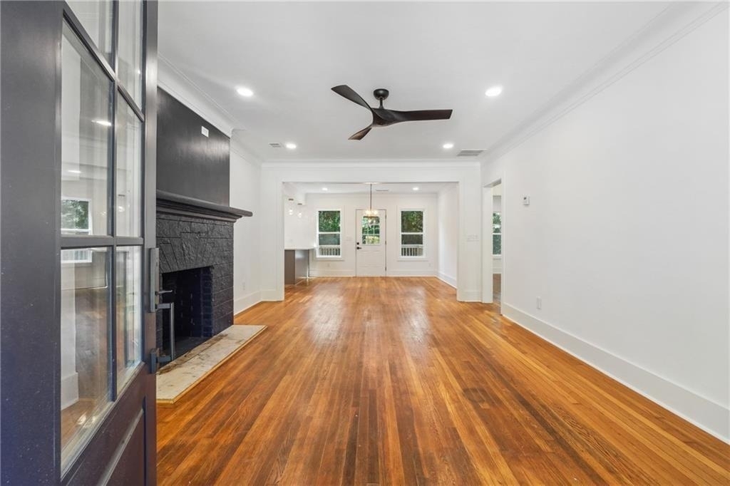 445 Hillside Drive Sw - Photo 3
