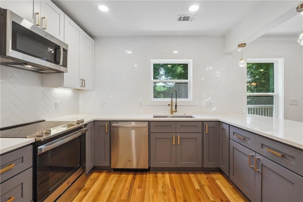 445 Hillside Drive Sw - Photo 9
