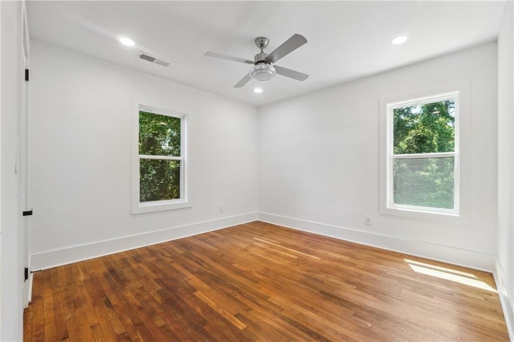 445 Hillside Drive Sw - Photo 11