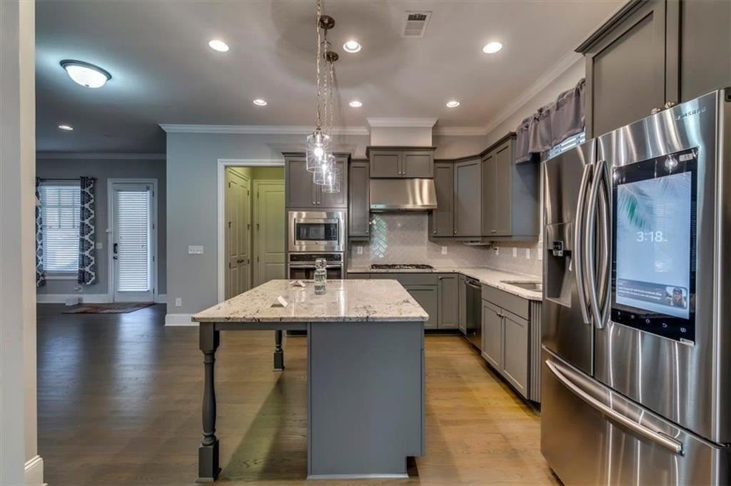 202 Golden Banner Avenue - Photo 11