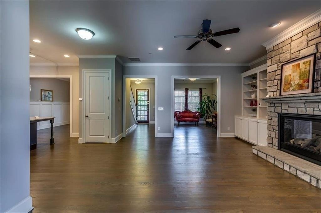 202 Golden Banner Avenue - Photo 4