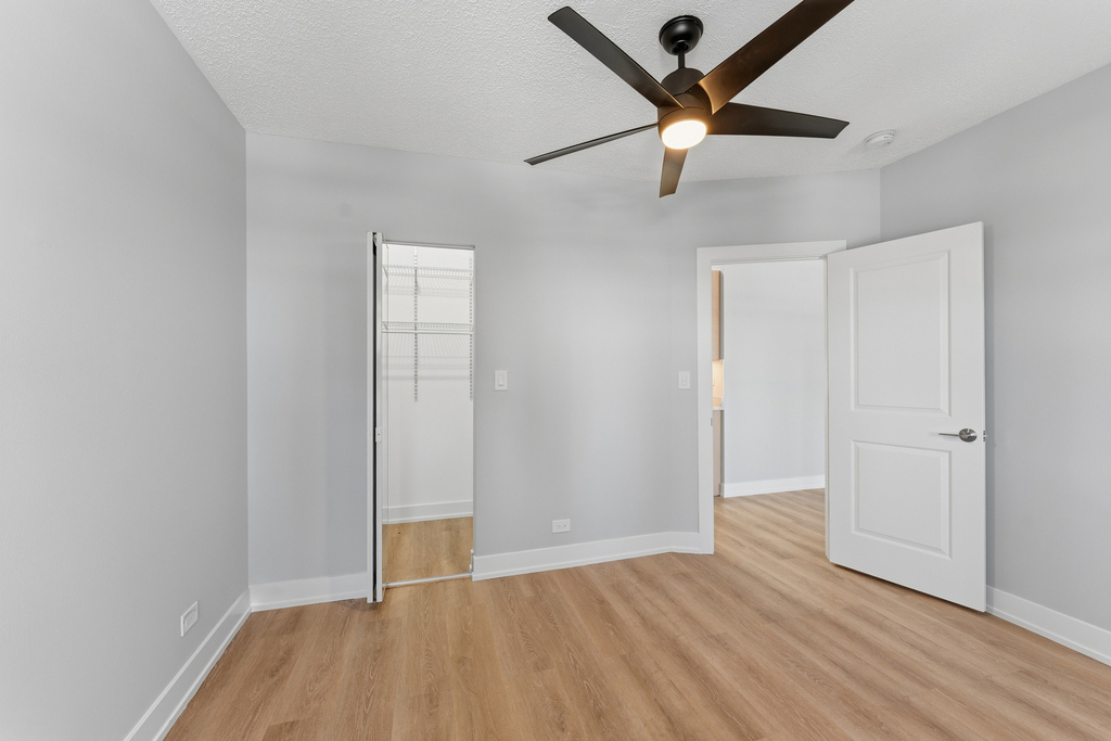 6026 N Winthrop Avenue - Photo 7