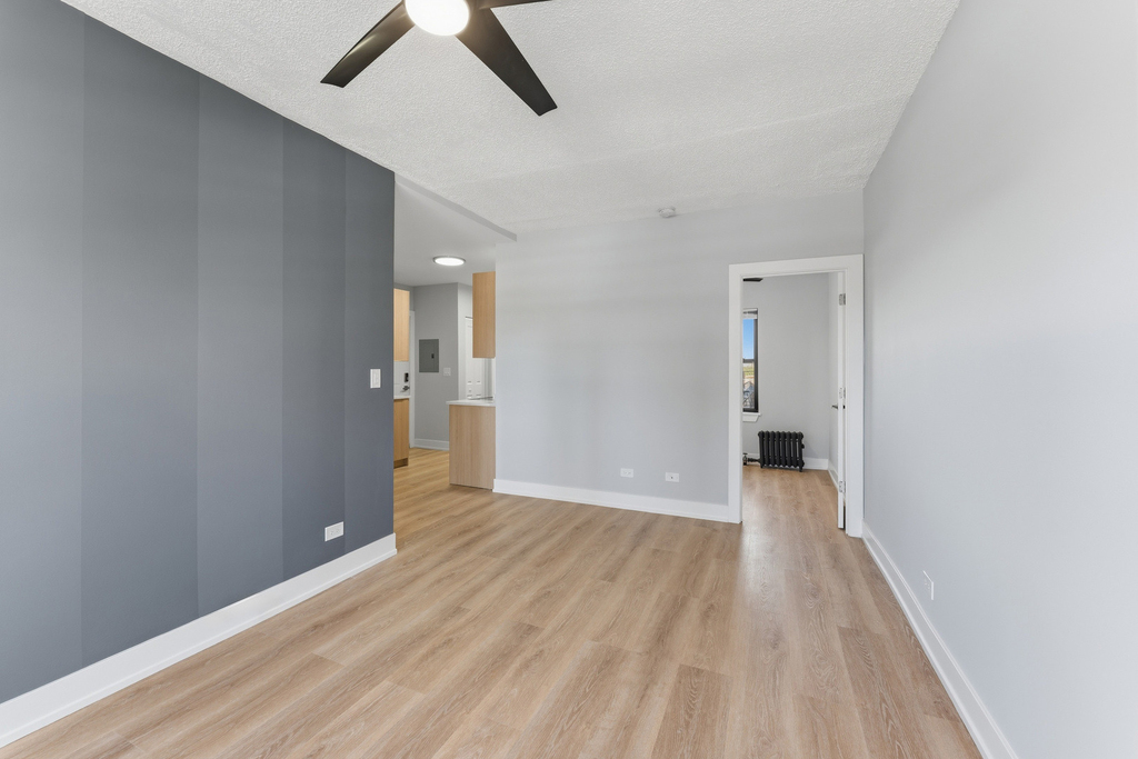 6026 N Winthrop Avenue - Photo 5