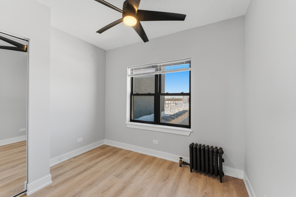 6026 N Winthrop Avenue - Photo 8