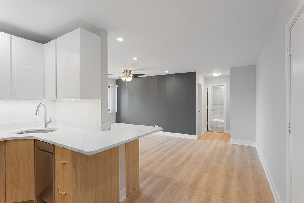 6021 N Winthrop Avenue - Photo 3
