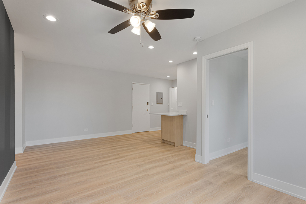 6021 N Winthrop Avenue - Photo 4