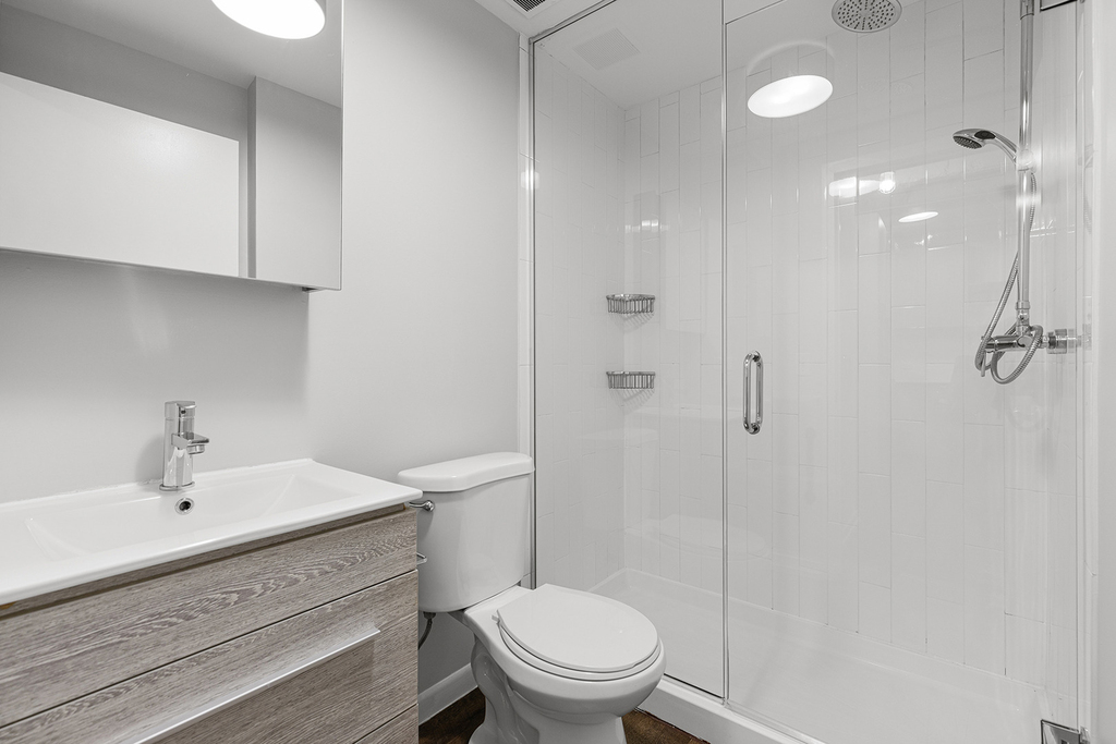 5718 N Winthrop Avenue - Photo 7