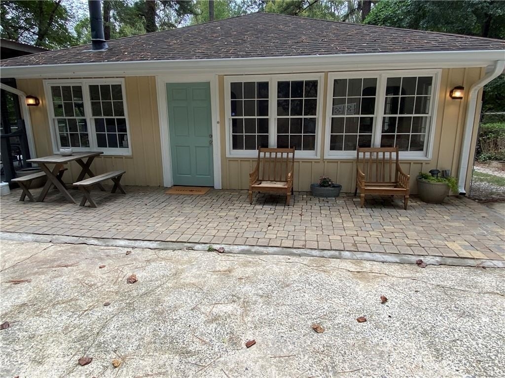 866 Buckner Rd - Photo 0