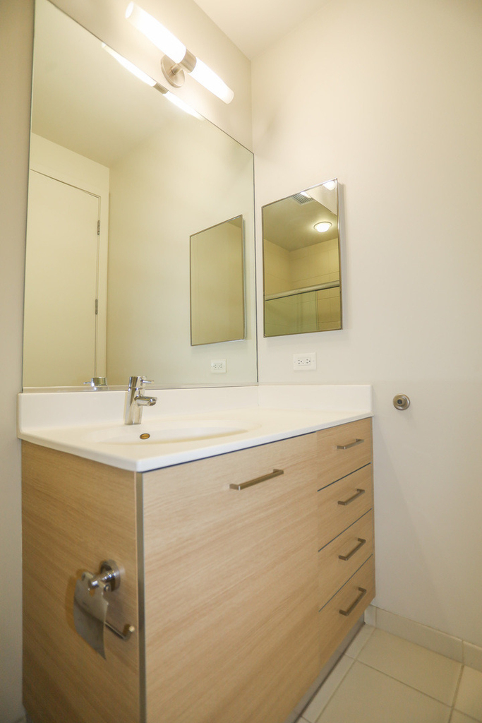 910 W Huron Street - Photo 9