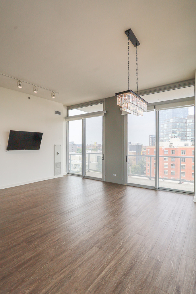 910 W Huron Street - Photo 4