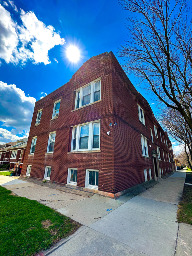 4045 W Argyle Street - Photo 0