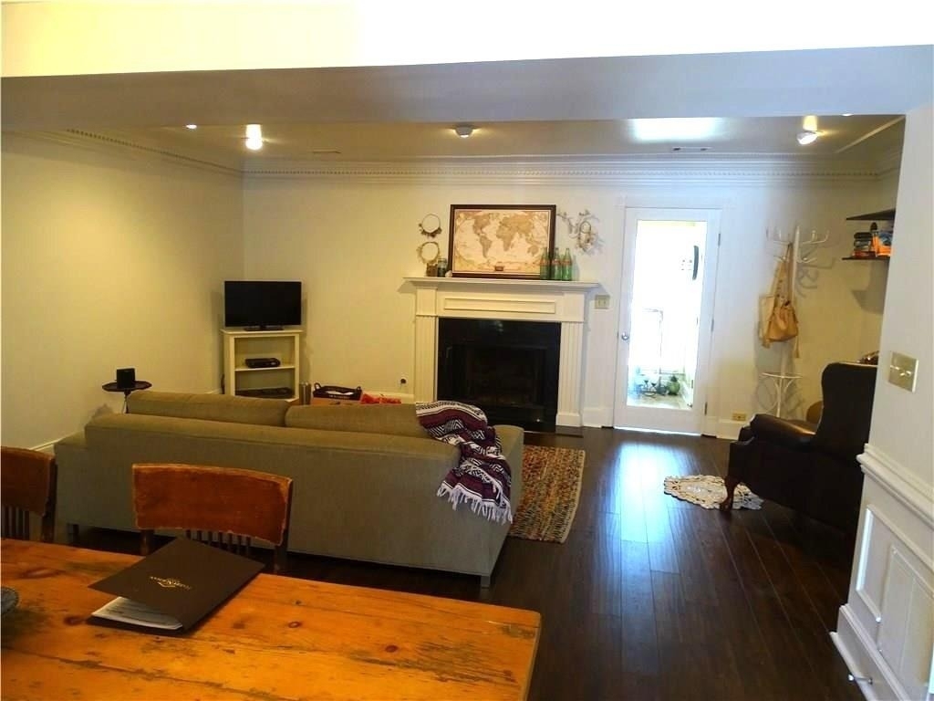 410 Forestgate Court - Photo 7
