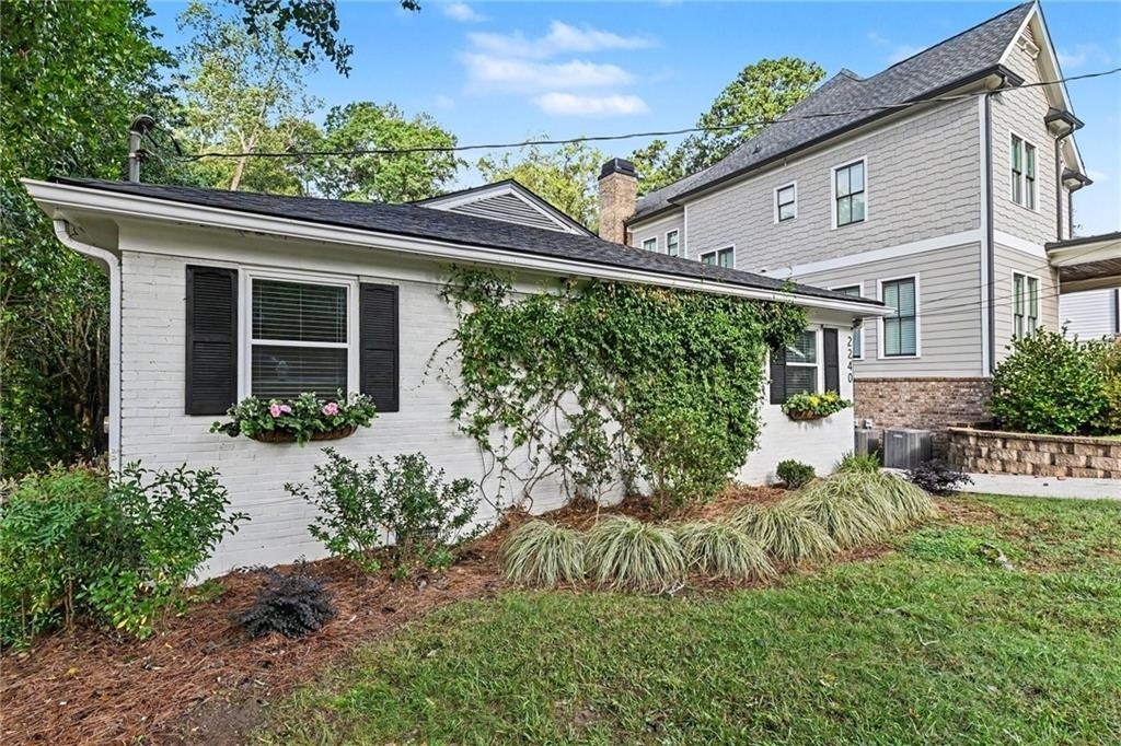 2240 Stephen Long Drive Ne - Photo 1