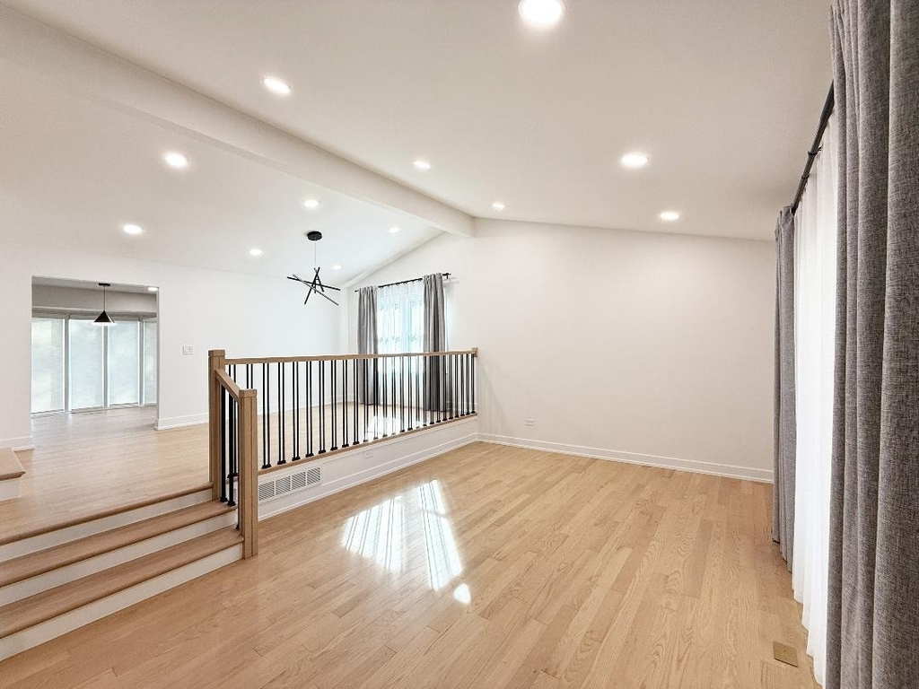 3103 N Wilshire Lane - Photo 2