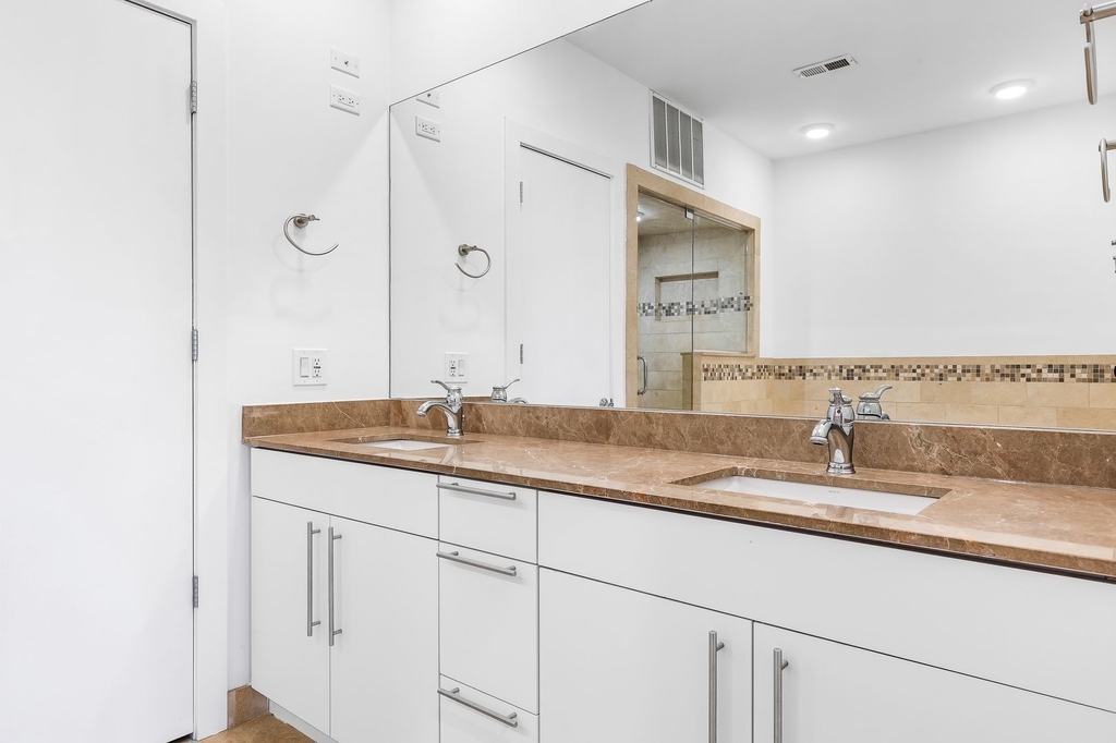 914 W Hubbard Street - Photo 12