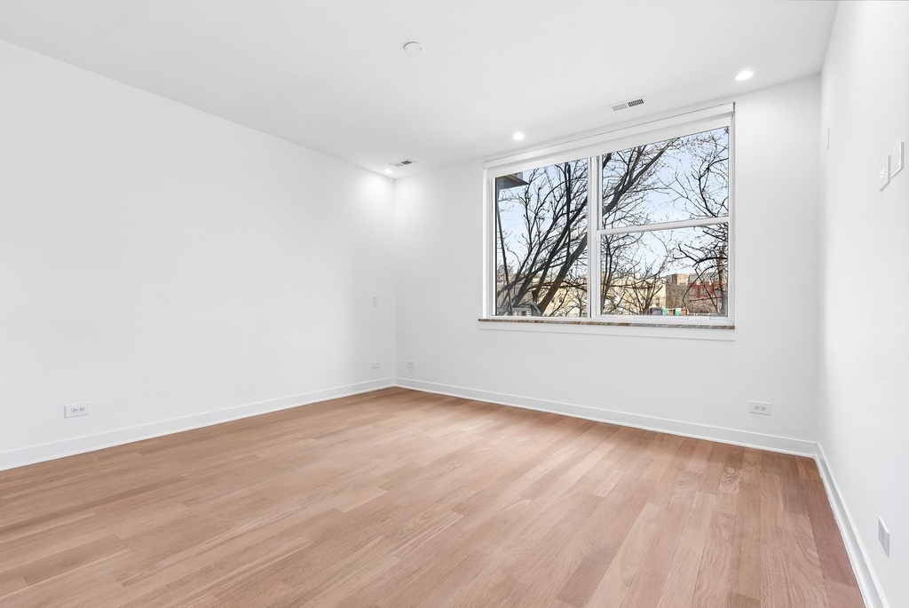 914 W Hubbard Street - Photo 8
