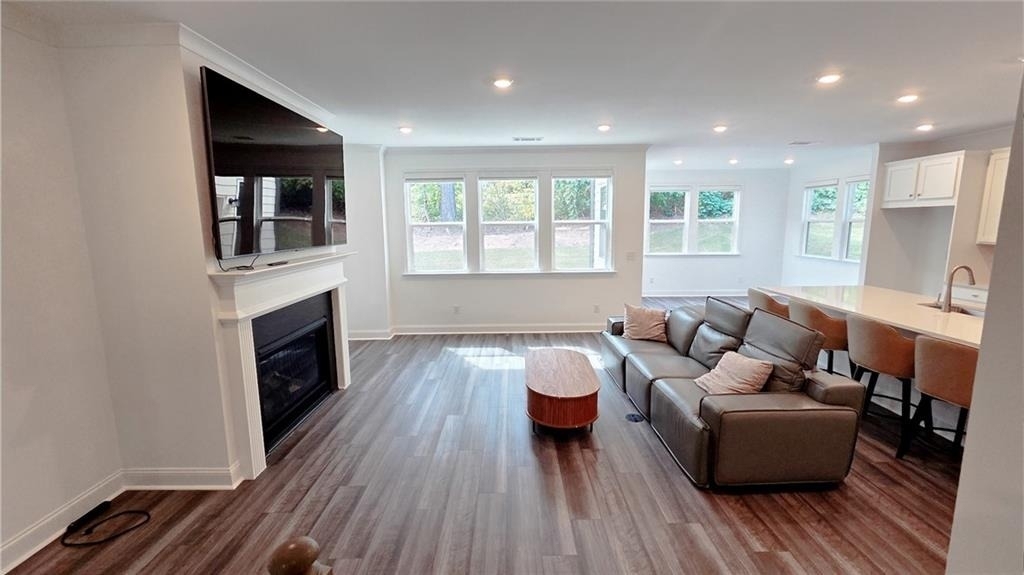 3982 Alderstone Drive - Photo 3