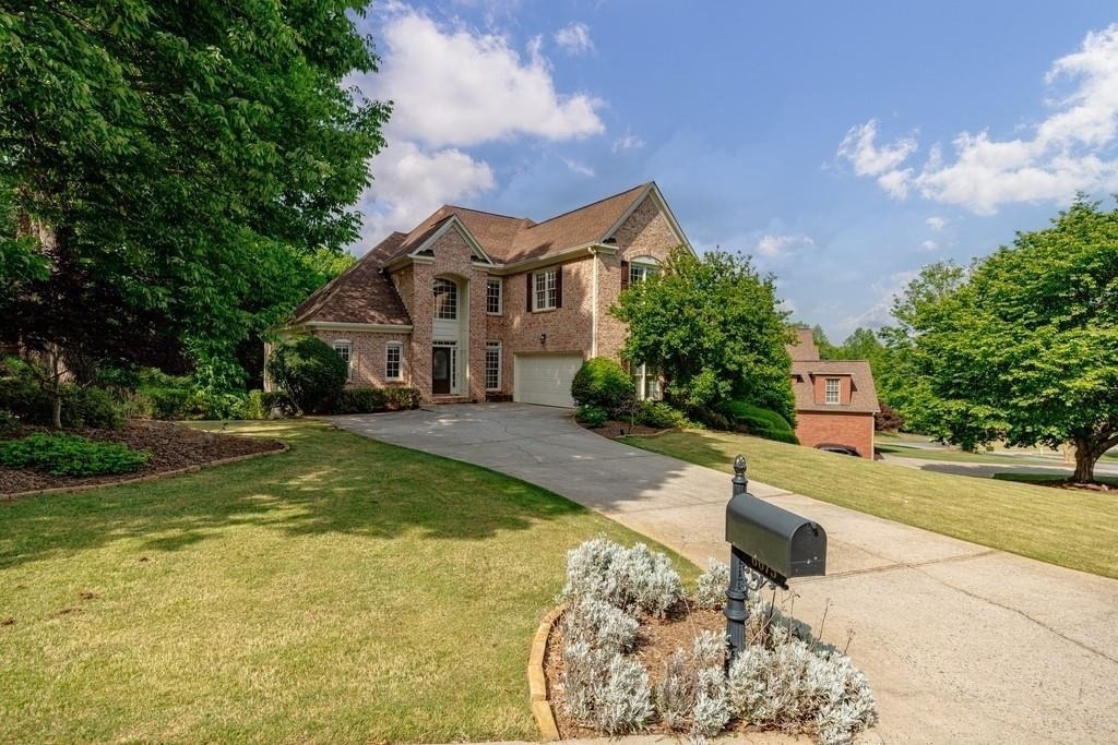 6675 Olde Atlanta Parkway - Photo 0