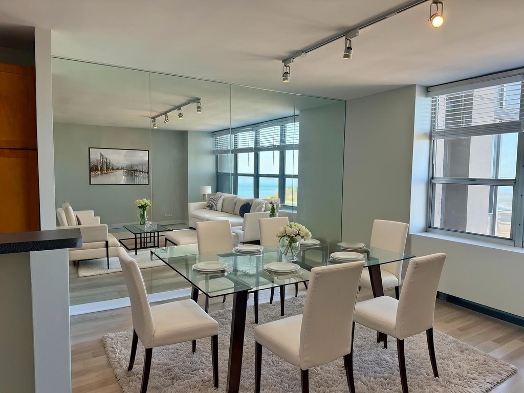 655 W Irving Park Road - Photo 7