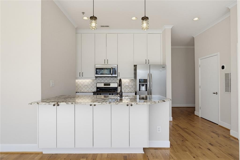 384 Ralph Mcgill Boulevard Ne - Photo 4