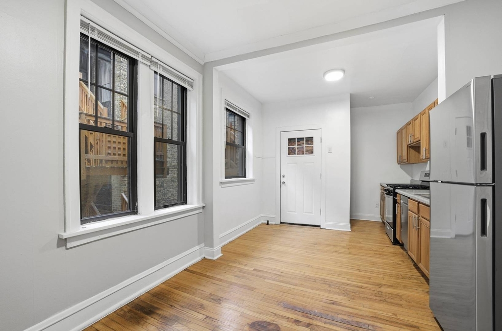 2336 W Addison Street - Photo 1