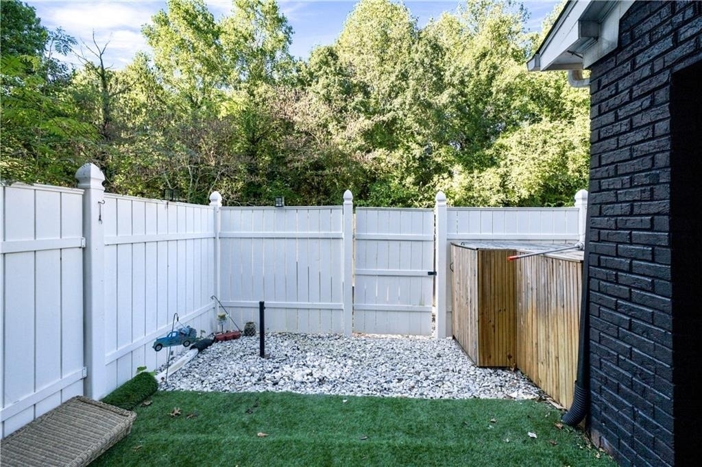310 Paden Cove Trail - Photo 13