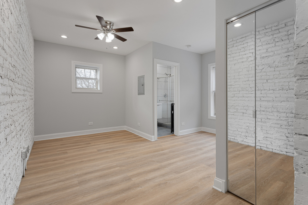 1631 W Chase Avenue - Photo 4