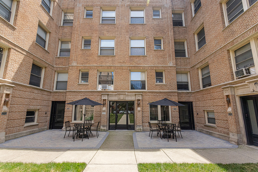 1629 W Chase Avenue - Photo 14